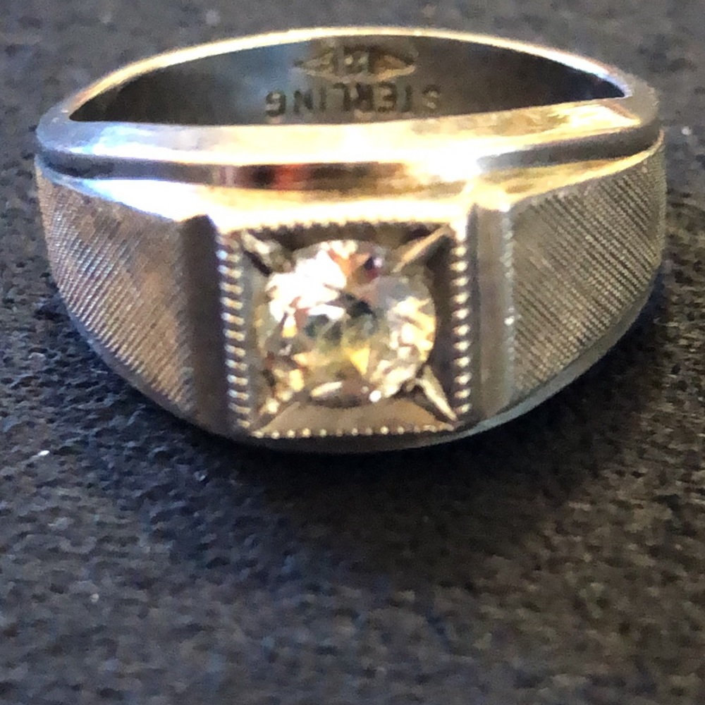 Vintage 1970s Clark & Coombs Late Art Deco Sterling / CZ Ring. Great Condition